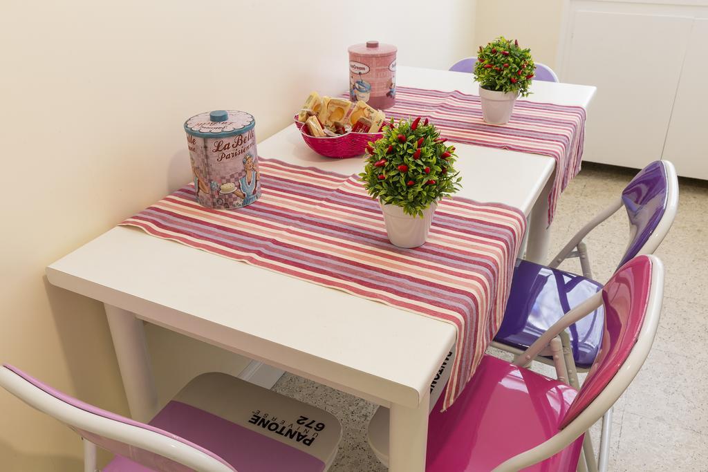 Aurora Guest House ローマ エクステリア 写真