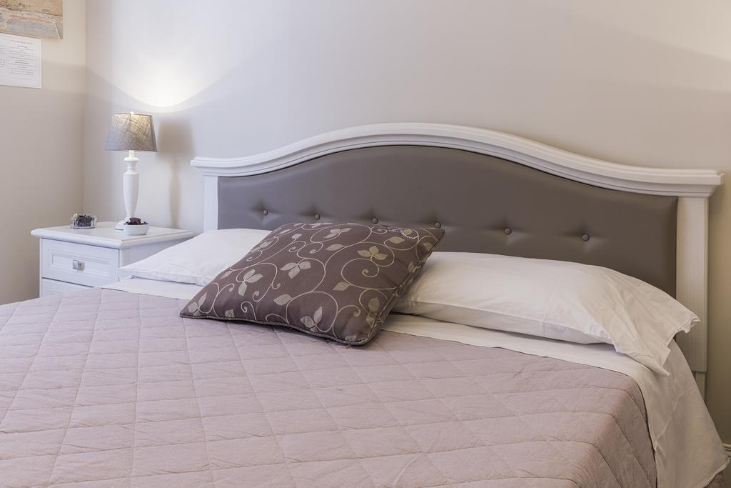 Aurora Guest House ローマ エクステリア 写真